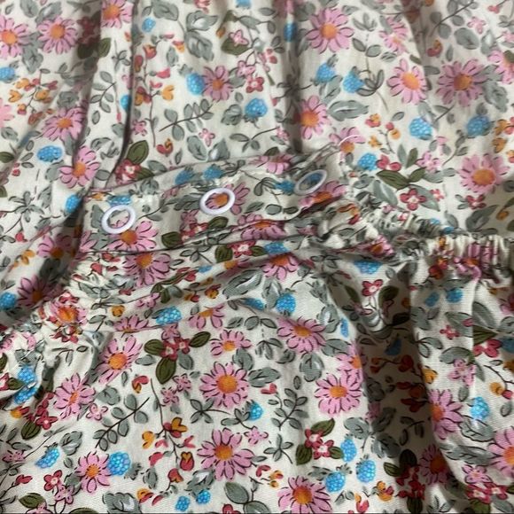 Babeeni floral bubble smocked romper - Picture 4 of 7